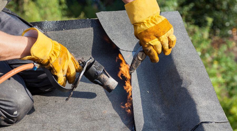 Expert Emergency Roof Repairs services in Colony, KS